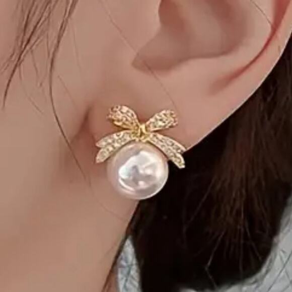 Bow Rhinestone Pearl Stud Earrings - Picture 2 of 2